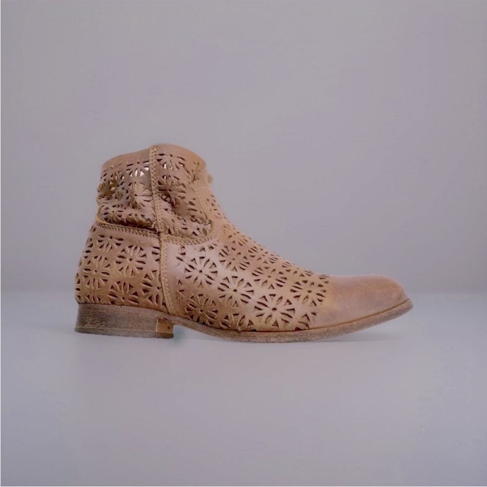 Free People Ankle Booties Boots Leather Size 37